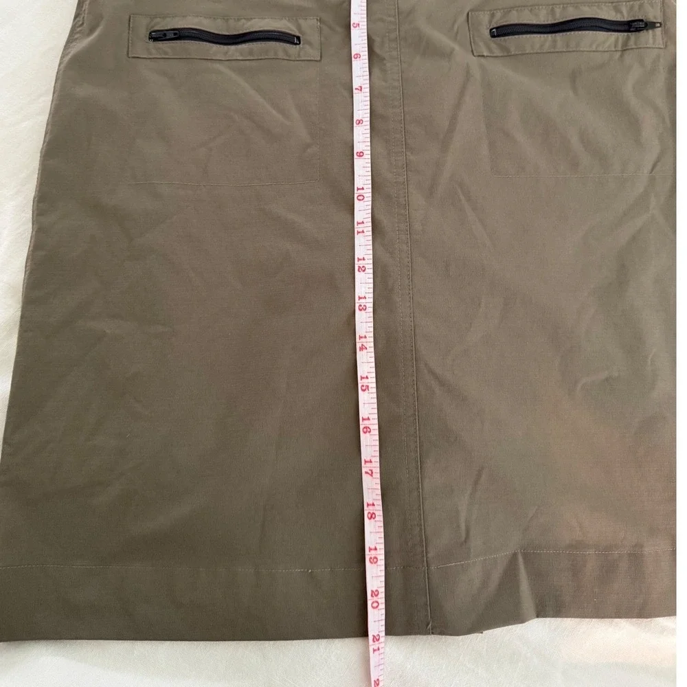 Tilley Endurables Travel Skort Womens 10 Olive Green Ripstop Button Front Hiking